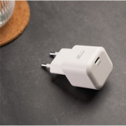 Adaptateur Swissten GaN 1 USB-C 35 W + câble de données USB-C 1,2 m