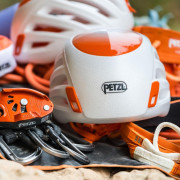 Casque d'escalade Petzl Sirocco