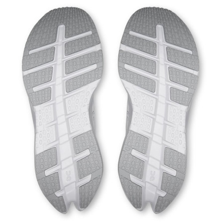 Chaussures running femme On Running Cloudrunner 3