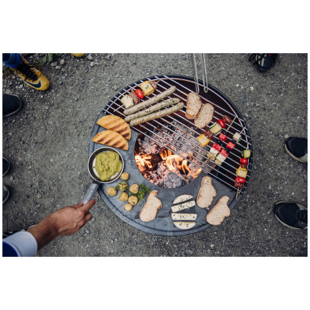 Brasero Höfats Bowl 57 with star stand