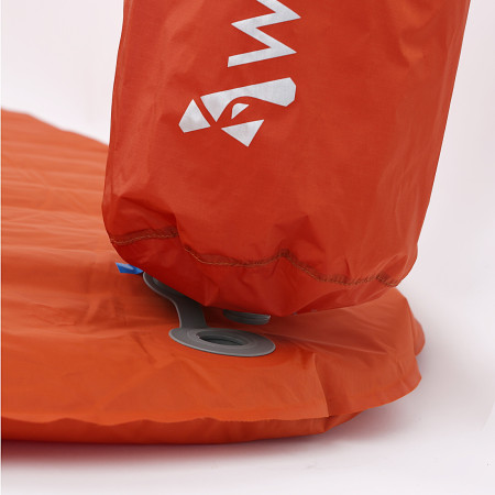 Matelas gonflable Warg NeoTrail Insulated