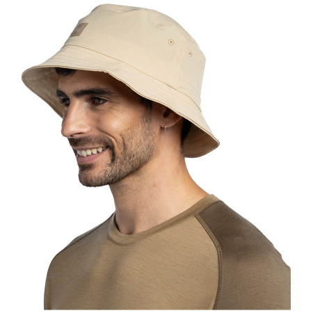 Chapeau Buff Adventure Bucket Hat