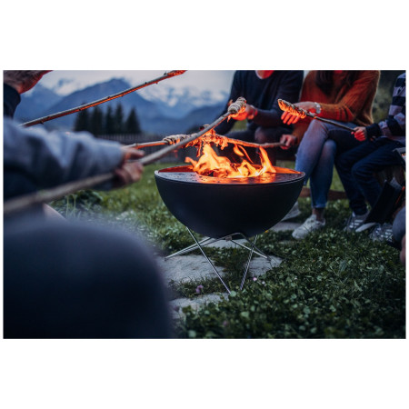 Brasero Höfats Bowl 57 with star stand