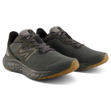 Chaussures homme New Balance Fresh Foam Arishi v4 vert Blacktop