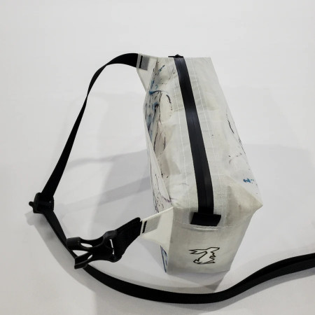 Sac banane High Tail Designs Fanny Pack v1.5 Curious Hawk
