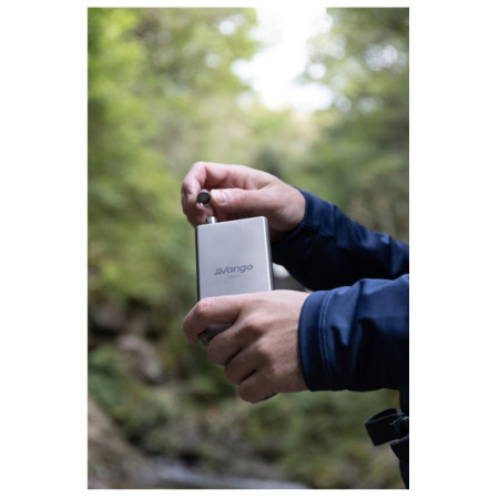 Flasque Vango Titanium Hip Flask 120ml