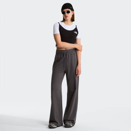 T-shirt femme The North Face Essential Cropped Slim Short Sleeve Tee