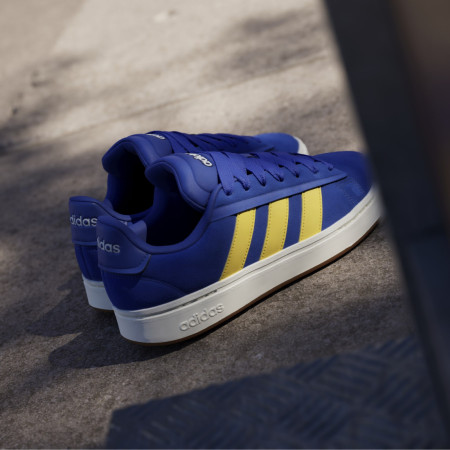 Chaussures homme Adidas Grand Court Alpha 0
