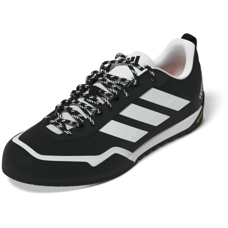 Chaussures homme Adidas Terrex Skychaser Solo 3