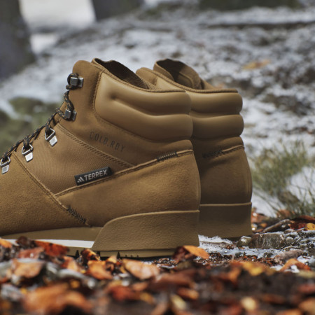 Chaussures homme Adidas Terrex Snowpitch C.RDY