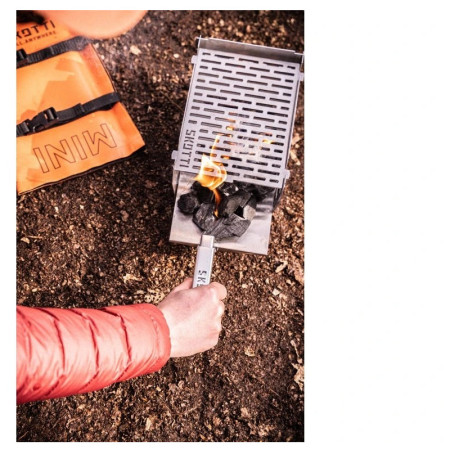 Barbecue pliable SKOTTI Grill Mini