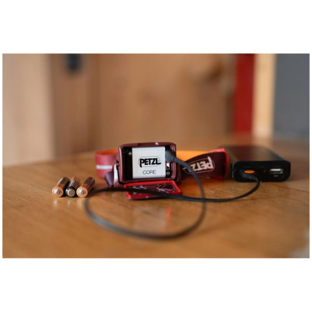 Lampe frontale Petzl Actik Core (2025)
