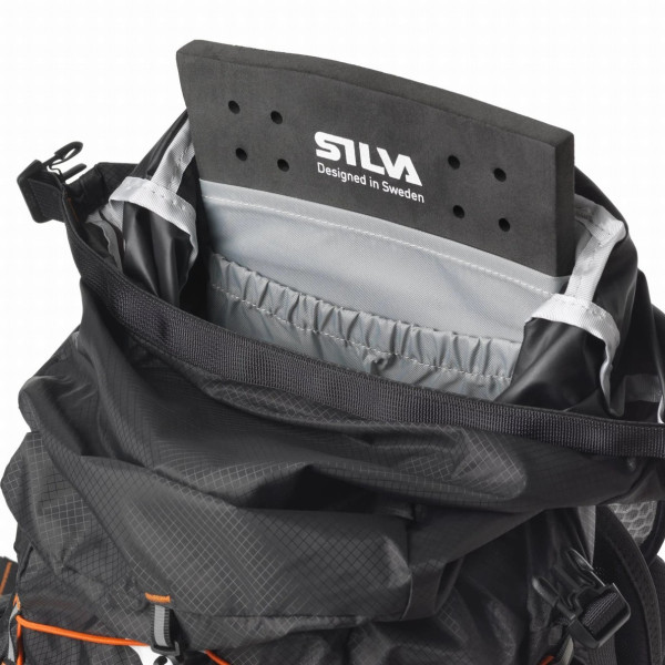 Sacs à dos running Silva Strive Mountain Pack 23+3