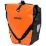 Couleur: orange