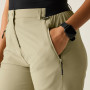 Patalon femme Regatta Women’s Travel Light Packaway Trousers II