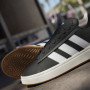Chaussures homme Adidas Grand Court Alpha 00S